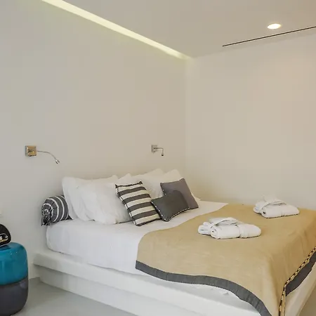 Ostraco Hotel 4*