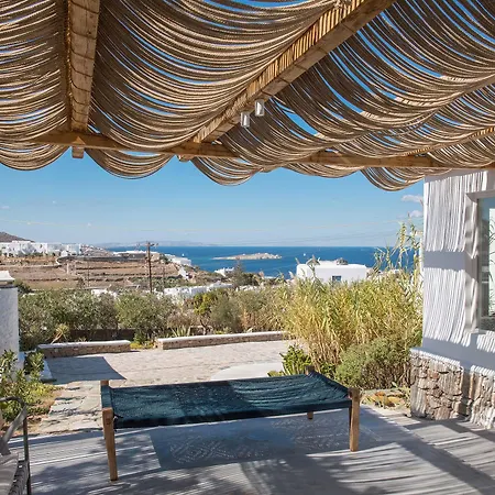 Ostraco Hotel