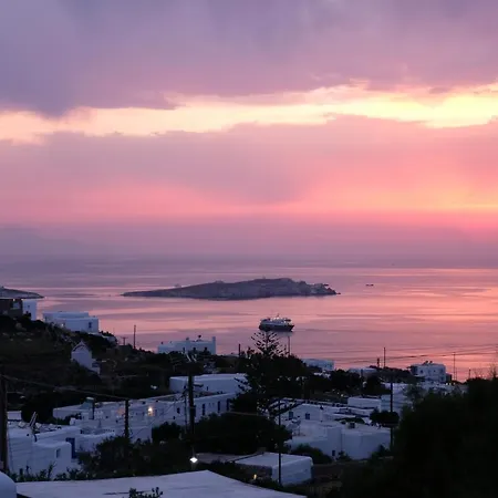 Ostraco Mykonos Town