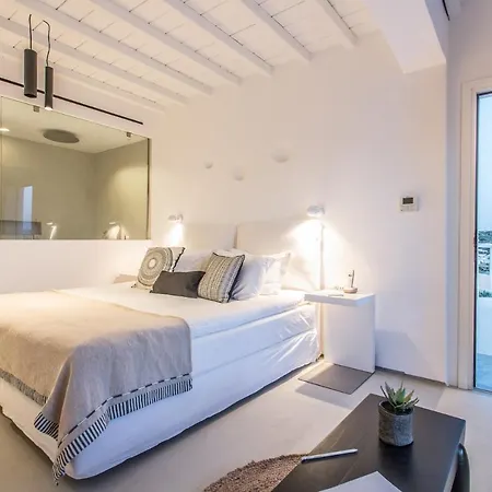 Ostraco 4* Mykonos Town